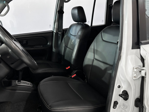 Mitsubishi Pajero TR4 2.0 4X2 16V 140CV FLEX 4P AUTOMÁTICO