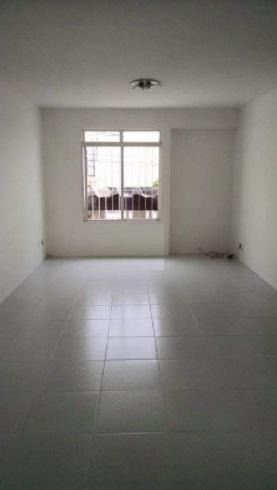 Imagem 2 de 8 de Sobrado Para Venda Em Santo André, Parque Jaçatuba, 4 Dormitórios, 1 Suíte, 2 Banheiros, 2 Vagas - So0073_1-1589834