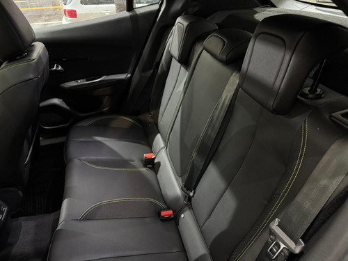 Peugeot 2008 1.0T Gt