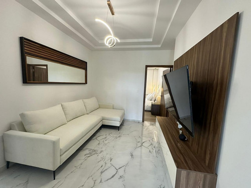 Renta Departamento En The View Con Muebles Zona Campanario