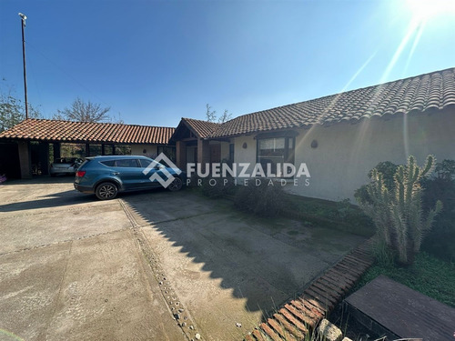 Casa En Arriendo De 7 Dorm. En Talagante