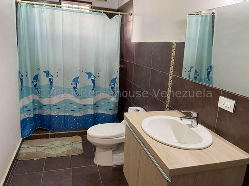 Imagen 10 de 18 de Gustavo Zavala Rentahouse 22-10056