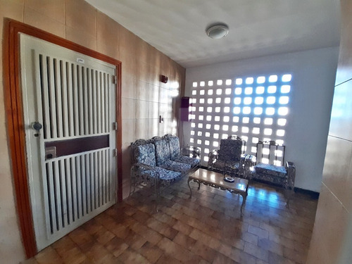 Imagen 14 de 15 de Apartamento En Residencias Centinela Puerto La Cruz