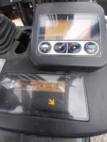Autoelevador Toyota 32-8fd25 Con Clamp Cascade 2 Metros
