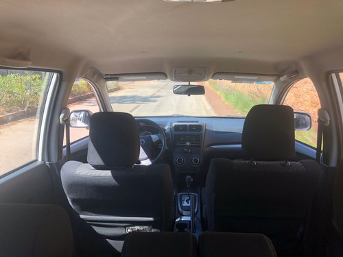Toyota Avanza 1.5 Le At