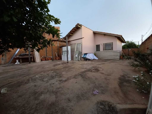 Imagem 2 de 6 de Venda De Casas / Padrão Na Cidade De Araraquara 10858