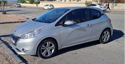 Peugeot 208 1.2 Active 