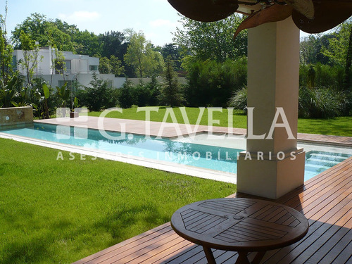 Imagen 13 de 15 de Casa En Venta En Parque Leloir