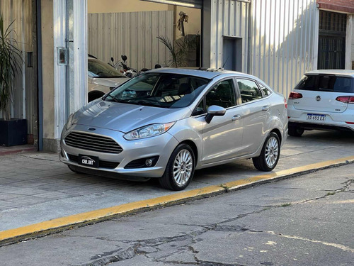 Ford Fiesta Kinetic Design 1.6 Titanium /// 2014 - 107.000km