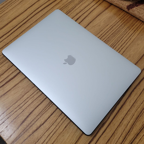 Macbook Pro A1990 15 2018 Core I7 16gb 256gb Retina Touchbar