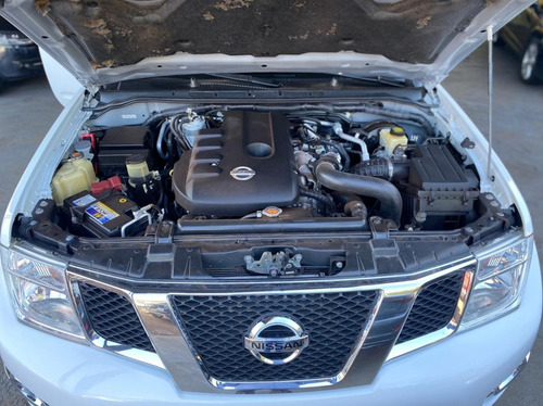 Imagem 11 de 13 de Nissan Frontier Sl 2.5 Branco 2016