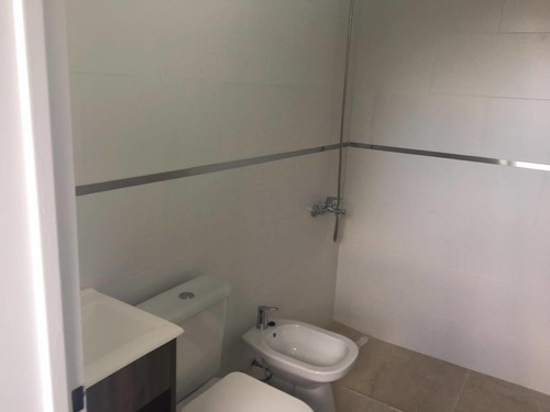 Departamento Interno A Estrenar. 2 Amb C/balcon - Moron Sur