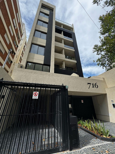 Cochera En Venta En Sáenz Peña