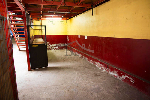 Se Arrienda Galpón De 326 M². (109591)