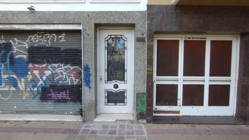 Ph En Venta - 4 Dormitorios 4 Baños - La Plata