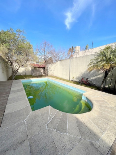 Lujan 1300 - Lanus Este - Excelente Chalet 5 Amb Con Parque Y Pileta! Impecable