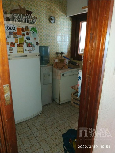 Imagen 7 de 20 de Casa En Lote Propio Con Galpon Al Fondo - En Venta En Munro -