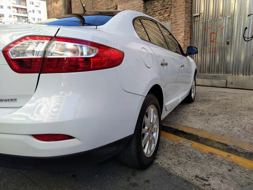 Renault Fluence 2.0 Dynamique 2013