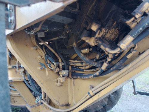 Imagen 8 de 16 de Caterpillar 140 H