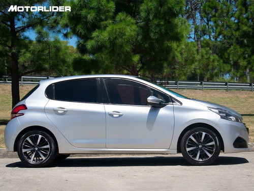 Imagen 6 de 25 de Peugeot 208 Active 1.2 Extra Full| Permuta / Financia