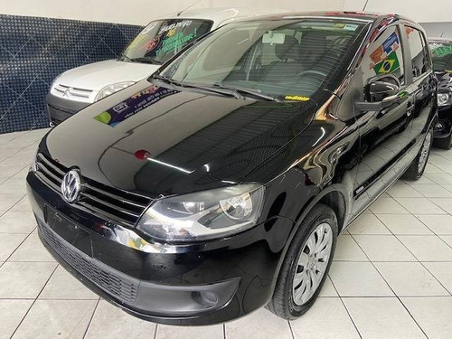 Volkswagen Fox 1.0 Mi 8v Flex 2014 Completo!