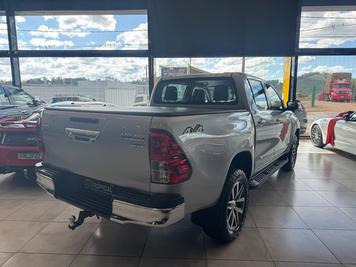 Toyota Hilux 2.7 SRV 4X4 CD 16V FLEX 4P AUTOMÁTICO