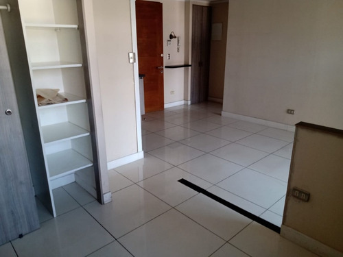 Edificio Av. Portugal (1 Bod.) Vista Poniente Piso 8