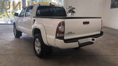 Imagen 5 de 15 de Toyota Tacoma 2015