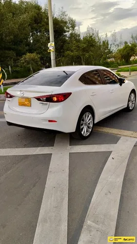Mazda 3 2.0 Touring