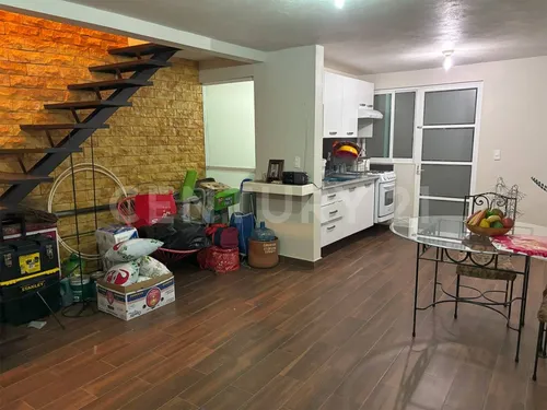 Casa En Alarcon Paraje, Cuernavaca, Morelos.