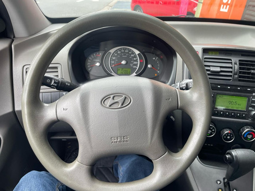 Hyundai Tucson 2.0 Gl 4x2 Aut. 5p