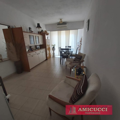 Imagen 3 de 14 de Excelente Departamento 2 Ambientes En San Martin Centro