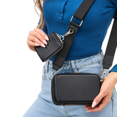 Bandolera Porta Celular Mujer Morral Rígido Mini Bolso Acabado De Los Herrajes Plateados Color Negro Diseño De La Tela Liso