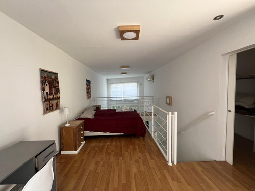 Loft De Dos Ambientes A Metros De Belgrano R Con Cochera.