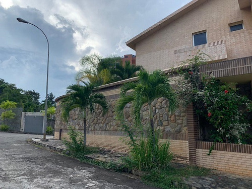 Imagen 4 de 7 de Smg-cod709 Venta Casa De Lujo En Altos De Guataparo.