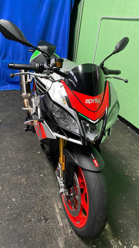 Imagen 5 de 11 de Aprilia Tuono V4 1100