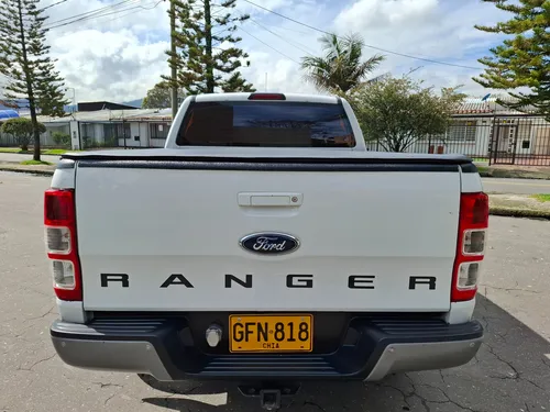 Ford Ranger 2.5 4x2 Gasolina Doble Cabina