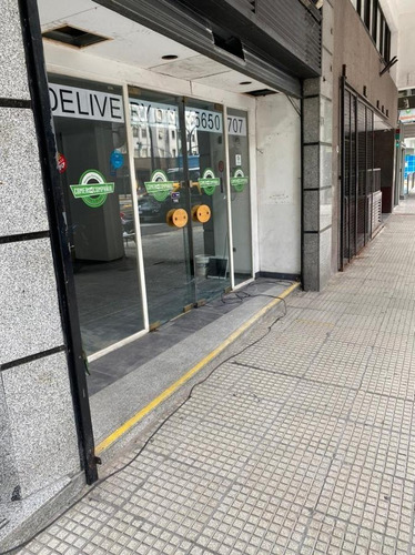 Imagen 7 de 9 de Excelente Local Sobre Avenida