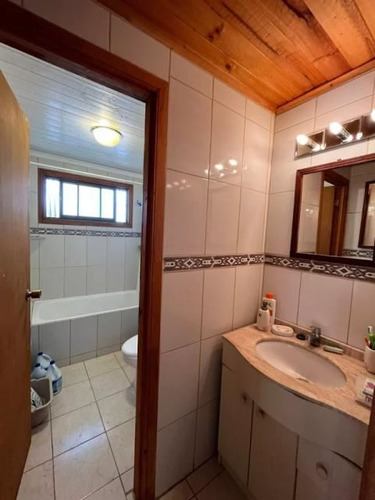 Casa En Venta De 3 Dorm. En Las Cabras