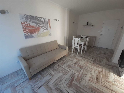 Imagen 5 de 9 de Vendemos Departamnto 2 Ambientes A Nuevo Con Vista Al Mar