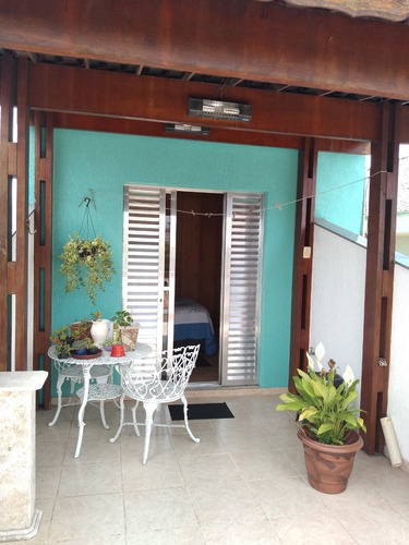 Imagem 7 de 14 de Sobrado Triplex Com 03 Dormitórios(01 Suíte) E 02 Vagas