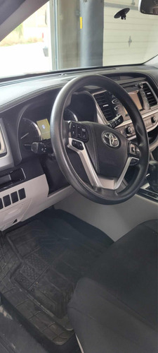 Toyota Highlander 3.5 Le V6 At