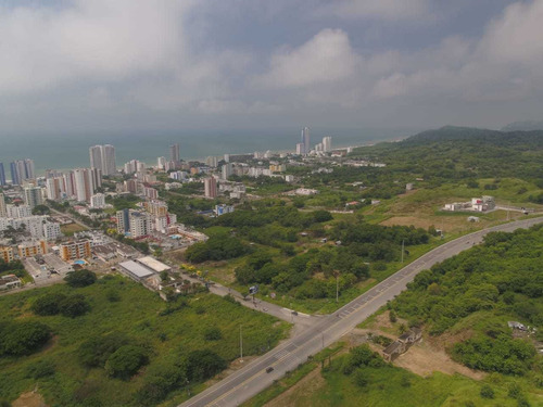 Imagen 7 de 10 de Apartamento Exclusivo En Tonsupa Av. Club Del Pacifico