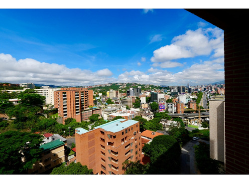 Hermoso Apartamento En Alquiler Lomas De Las Mercedes 206,91 M2