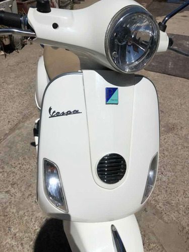 Piaggio Vespa Lx