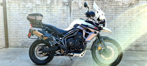 Triumph Tiger 800 Xcx