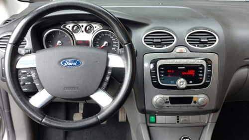 Ford Focus 1.8 Sedan I Ghia 115cv