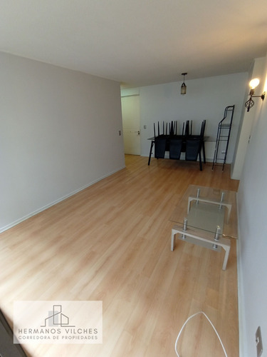 Dpto. 3 Dorm / 2 Baños / 1 Bod. Comuna De Santiago.-