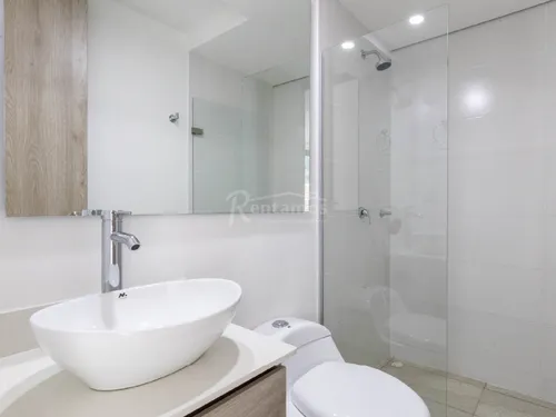 Apartamento En Venta En Loma Linda. Cod V776051