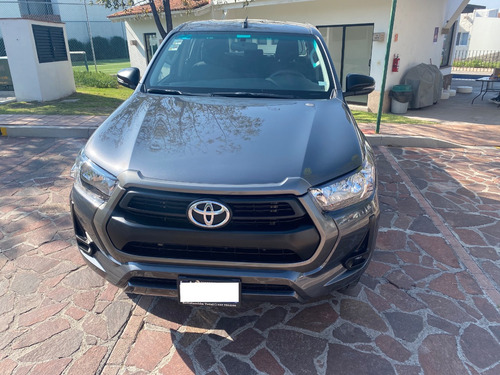 Toyota Hilux 2.7 Cabina Doble Sr Mt